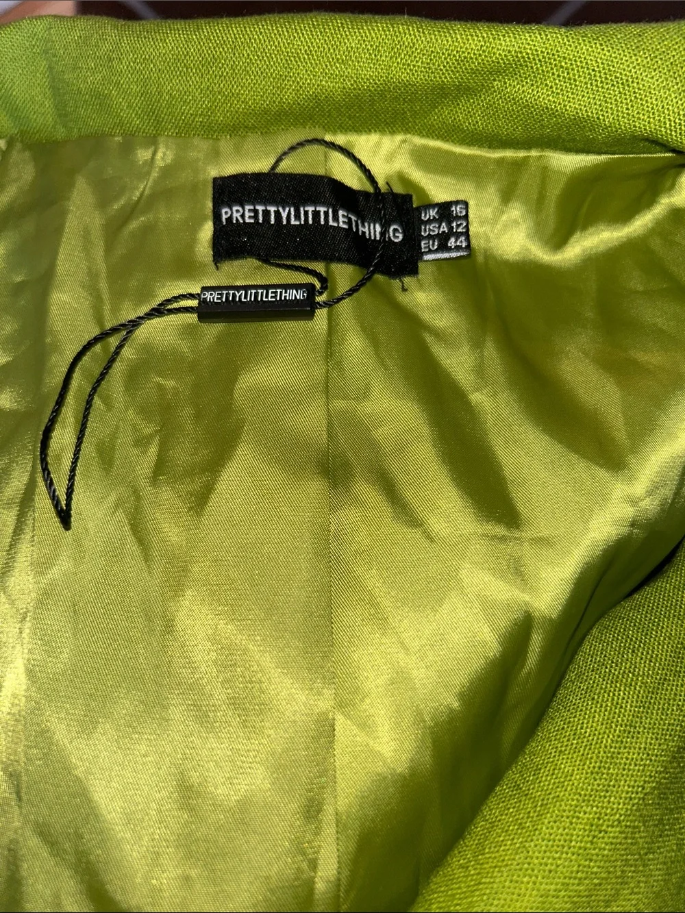 PrettyLittleThing Bright Green Single-Button Blazer
